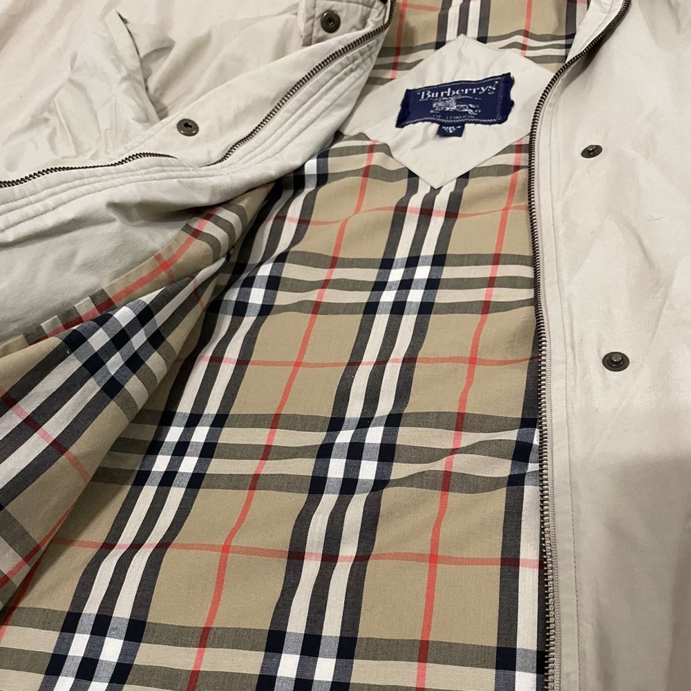 Burberry Jacket - Picture 2 of 3
